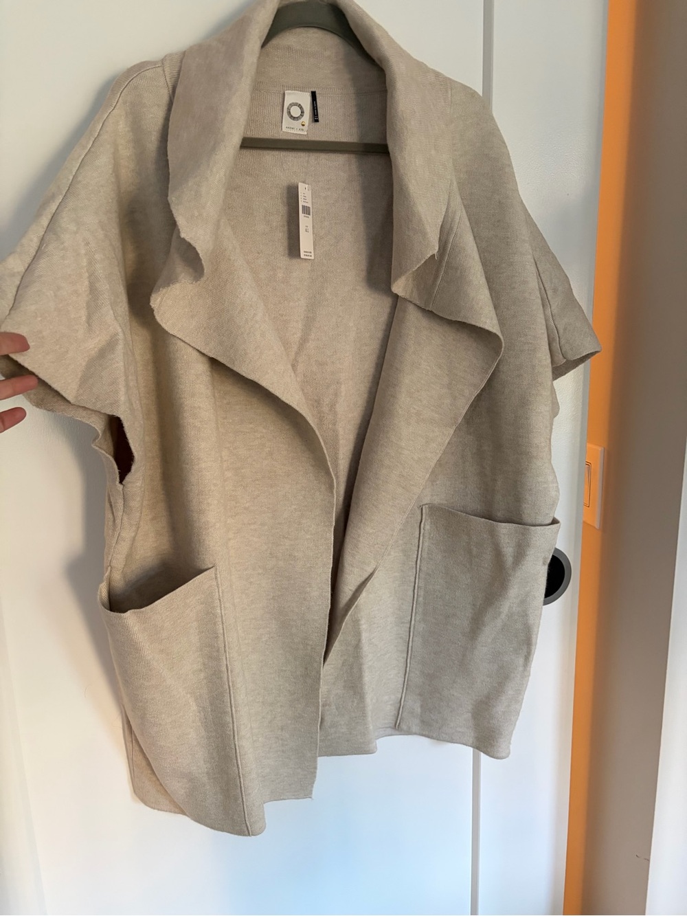 NWT Anthropologie Light Beige Open-Front Women's Short-Sleeve Sweater Vest